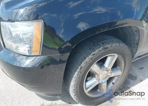 2008 Chevrolet Tahoe Ltz z USA, uszkodzony, nr VIN 1GNFK13038J164555